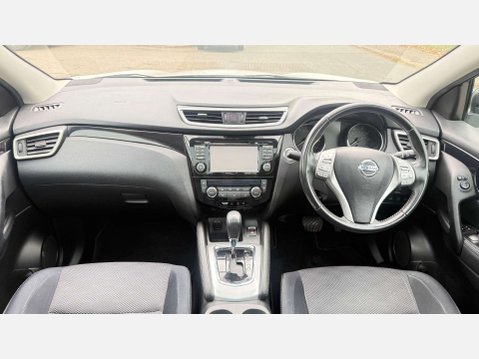 Nissan Qashqai 1.2 Qashqai N-Connecta DiG-T CVT 5dr 6