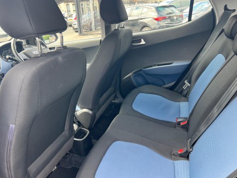 Hyundai i10 1.2 Premium Euro 5 5dr 26