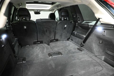 Volvo XC90 2.0 XC90 Ultimate B5 MHEV AWD Auto 4WD 5dr 52