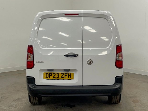 Vauxhall Combo VAUXHALL COMBO CARGO 2300 1.5 Turbo D 100ps L2H1 Prime Van 12