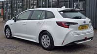 Toyota Corolla 1.8 VVT-h Design Touring Sports 5dr Petrol Hybrid CVT Euro 6 (s/s) (122 ps) 4