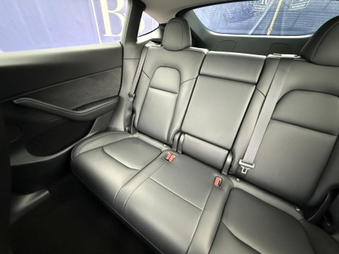 Tesla Model Y (Dual Motor) Long Range SUV 5dr Electric Auto 4WDE (384 bhp) 28