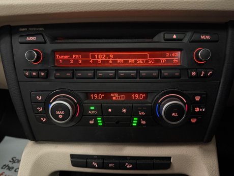 BMW X1 2.0 20d SE Steptronic xDrive Euro 5 5dr 22