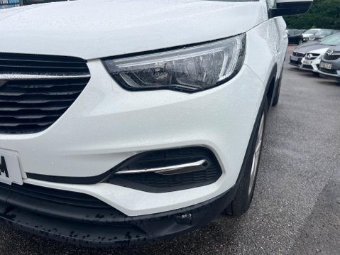 Vauxhall Grandland X 1.2 Turbo SE Euro 6 (s/s) 5dr 11