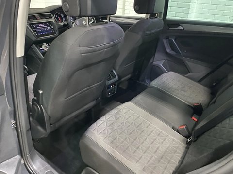 Volkswagen Tiguan LIFE TSI DSG 10