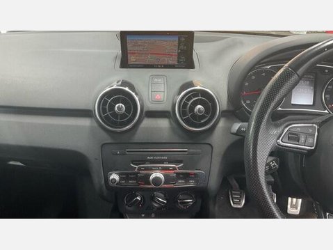 Audi A1 1.0 TFSI S line Euro 6 (s/s) 3dr (Nav) 7