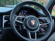 Porsche Macan S PDK 11