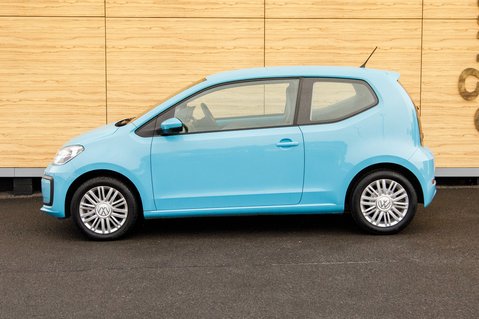 Volkswagen Up BASE 9