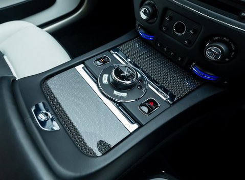 Rolls-Royce Wraith Black Badge 25