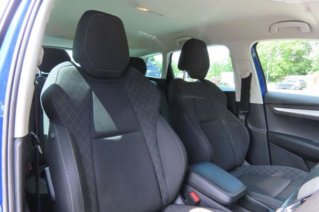 Skoda Karoq 2.0 TDI SE Technology DSG 4WD Euro 6 (s/s) 5dr 8