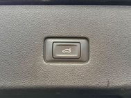 Audi Q8 3.0 TDI V6 50 S line SUV 5dr Diesel Tiptronic quattro Euro 6 (s/s) (286 ps) 37