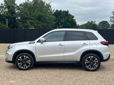 Suzuki Vitara SZ5 BOOSTERJET MHEV 6