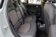 Mini Hatch COOPER 28