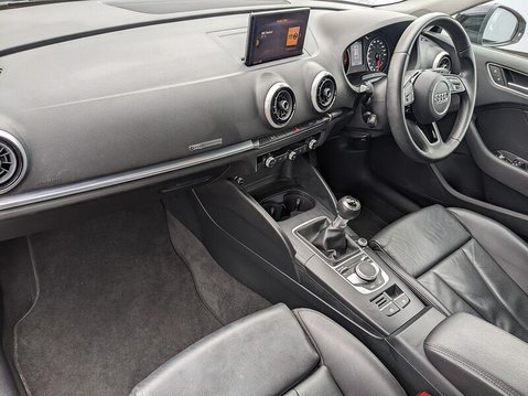 Audi A3 SPORTBACK TFSI SPORT 14