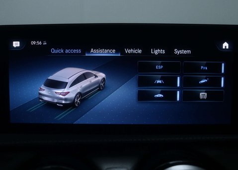 Mercedes-Benz CLA Class 1.3 CLA 180 AMG Line Premium Plus Night Edition A 5dr 31