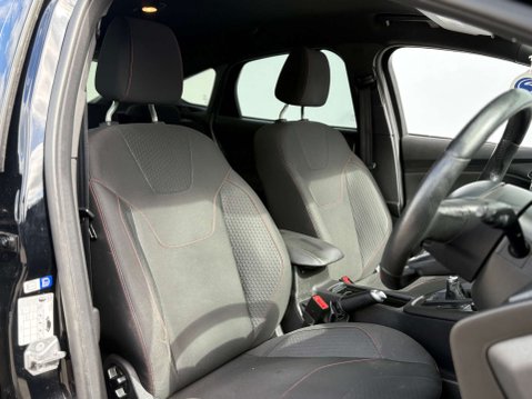 Ford Focus 1.0 Focus ST-Line 5dr 14