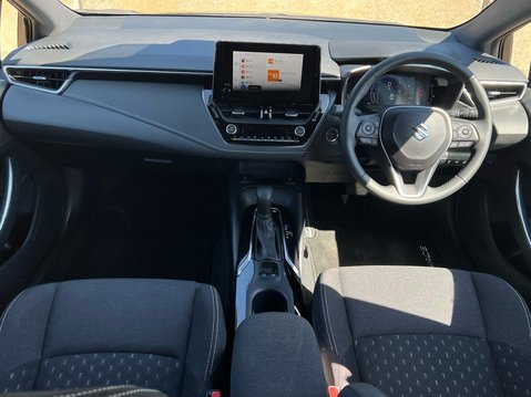 Suzuki Swace MOTION 10
