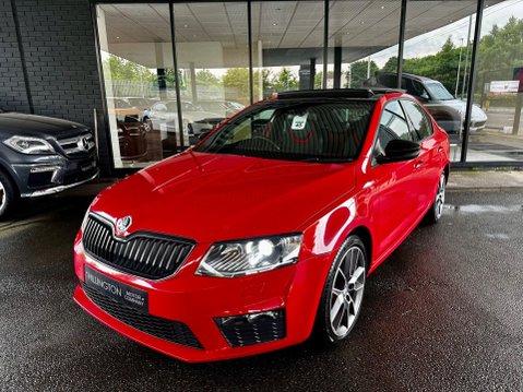 Skoda Octavia 2.0 TFSI vRS Euro 6 (s/s) 5dr (SNav) 4