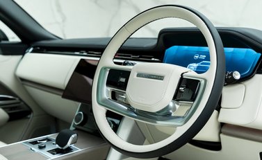 Land Rover Range Rover P510e First Edition 9