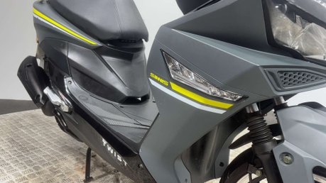 Sinnis Twist 2022 1K 50CC SCOOTER LEARNER BIKE NEW MOT SERVICED 33