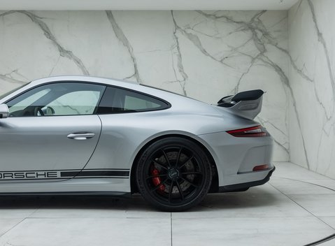 Porsche 911 GT3 (991.2) 35