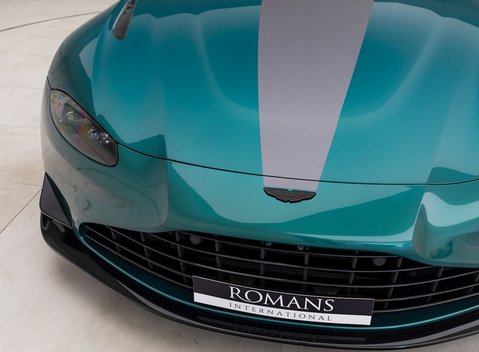 Aston Martin V8 Vantage Roadster F1 Edition 23
