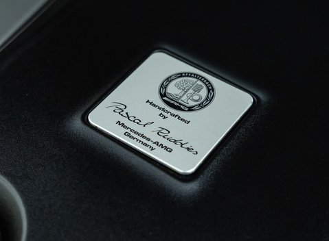 Mercedes-Benz Amg GT 63 S 4-Door 35