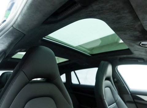 Porsche Panamera Turbo S E-Hybrid Sport Turismo 11