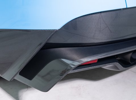 Aston Martin Vantage GT8 36