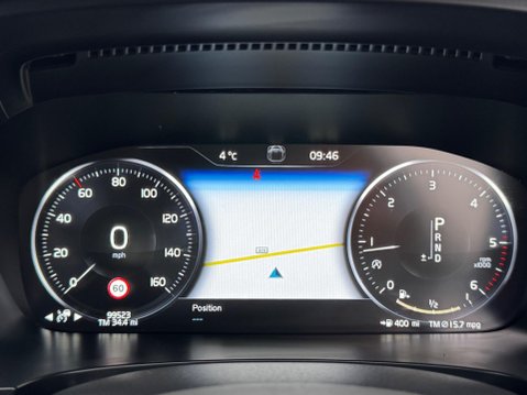 Volvo V90 2.0 D4 Momentum Auto Euro 6 (s/s) 5dr 42