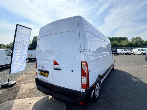 Nissan Interstar 2.3 Interstar Acenta dCi 9