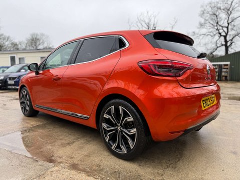 Renault Clio 1.6 Clio Techno E-Tech HEV Auto 5dr 19
