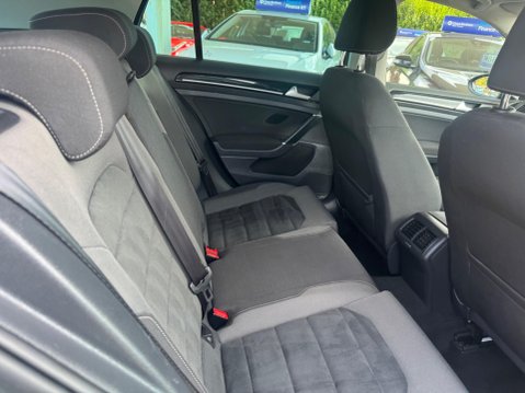 Volkswagen Golf 2.0 TDI BlueMotion Tech GT Euro 6 (s/s) 5dr 24
