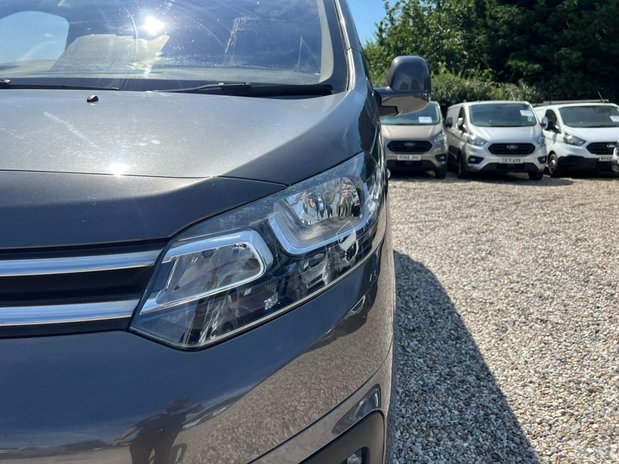 Citroen Dispatch MWB L2H1 (SOLD) Low Roof Driver 3100 Air Con Cruise EURO 6 NO VAT 23