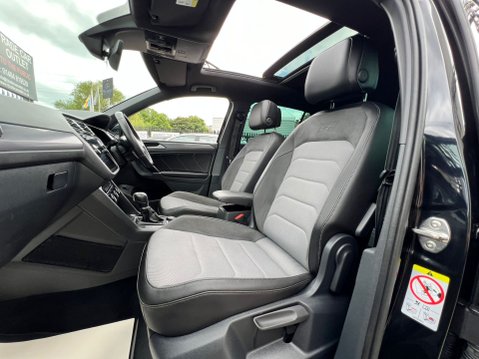 Volkswagen Tiguan R-LINE TDI BMT 4MOTION DSG 71