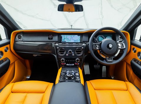 Rolls-Royce Cullinan Black Badge 23