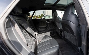 Audi RS Q8 Vorsprung 16