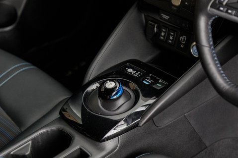 Nissan LEAF N-CONNECTA 36