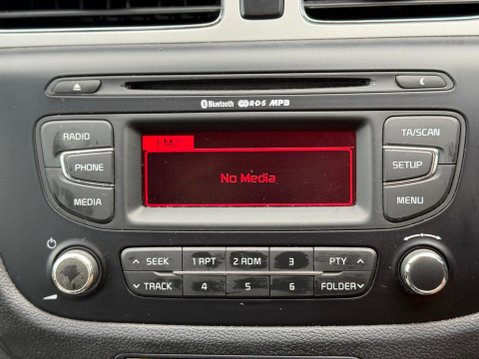 Kia Ceed 1.6 CRDi EcoDynamics 2 Euro 5 (s/s) 5dr 14