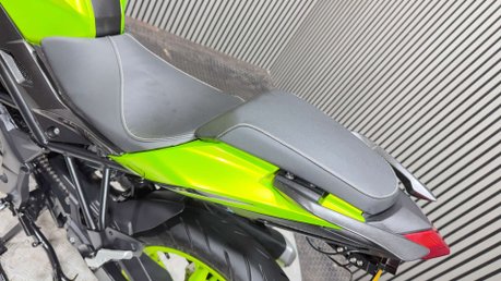 Benelli BN 2025 ONLY 4K IDEAL COMMUTER / LEARNER BIKE 125CC NAKED 18