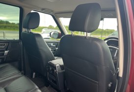 Land Rover Discovery SDV6 SE AUTO 7 SEATER 27