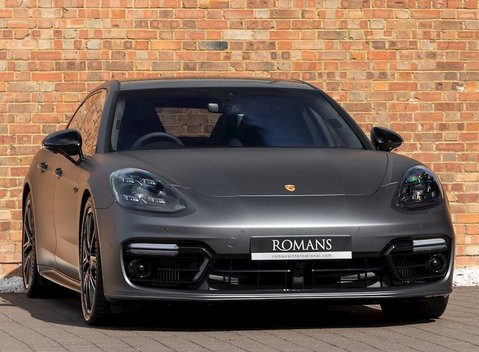 Porsche Panamera Turbo S E-Hybrid Sport Turismo 1