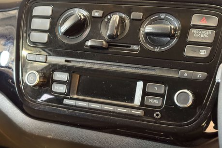 Volkswagen Up 1.0 High up! Hatchback 5dr Petrol ASG Euro 6 (75 ps) 46