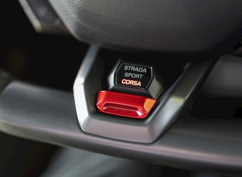 Lamborghini Huracan LP610-4 16