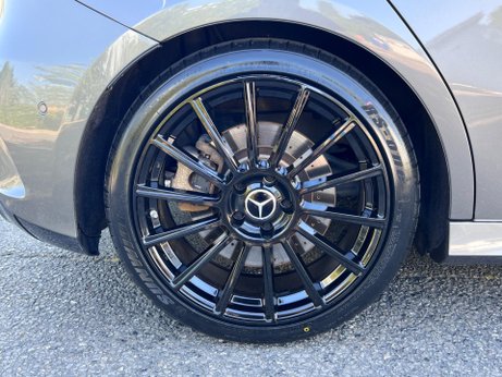 Mercedes-Benz A Class 2.0 A35 AMG (Premium Plus) SpdS DCT 4MATIC Euro 6 (s/s) 5dr 56