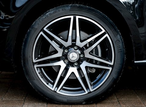 Mercedes-Benz V Class D AMG Line (Extra Long) 6