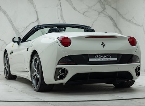 Ferrari California 30 13