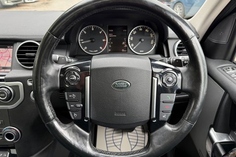 Land Rover Discovery SDV6 HSE - TWO OWNERS - 10 SERVICES - CAMBELT - TOWBAR 9