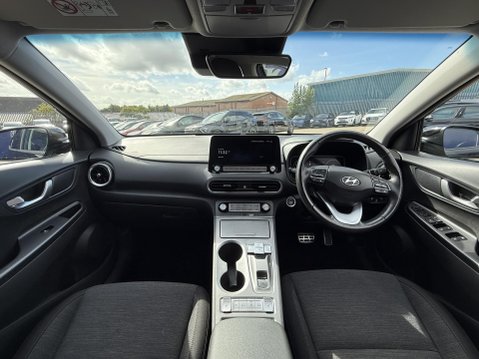 Hyundai KONA 39kWh Premium SUV 5dr Electric Auto (10.5kW Charger) (136 ps) 23