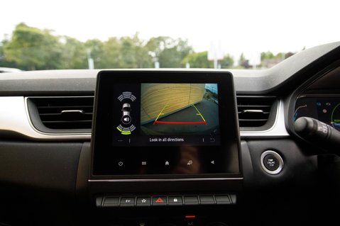 Renault Captur TECHNO E-TECH 30